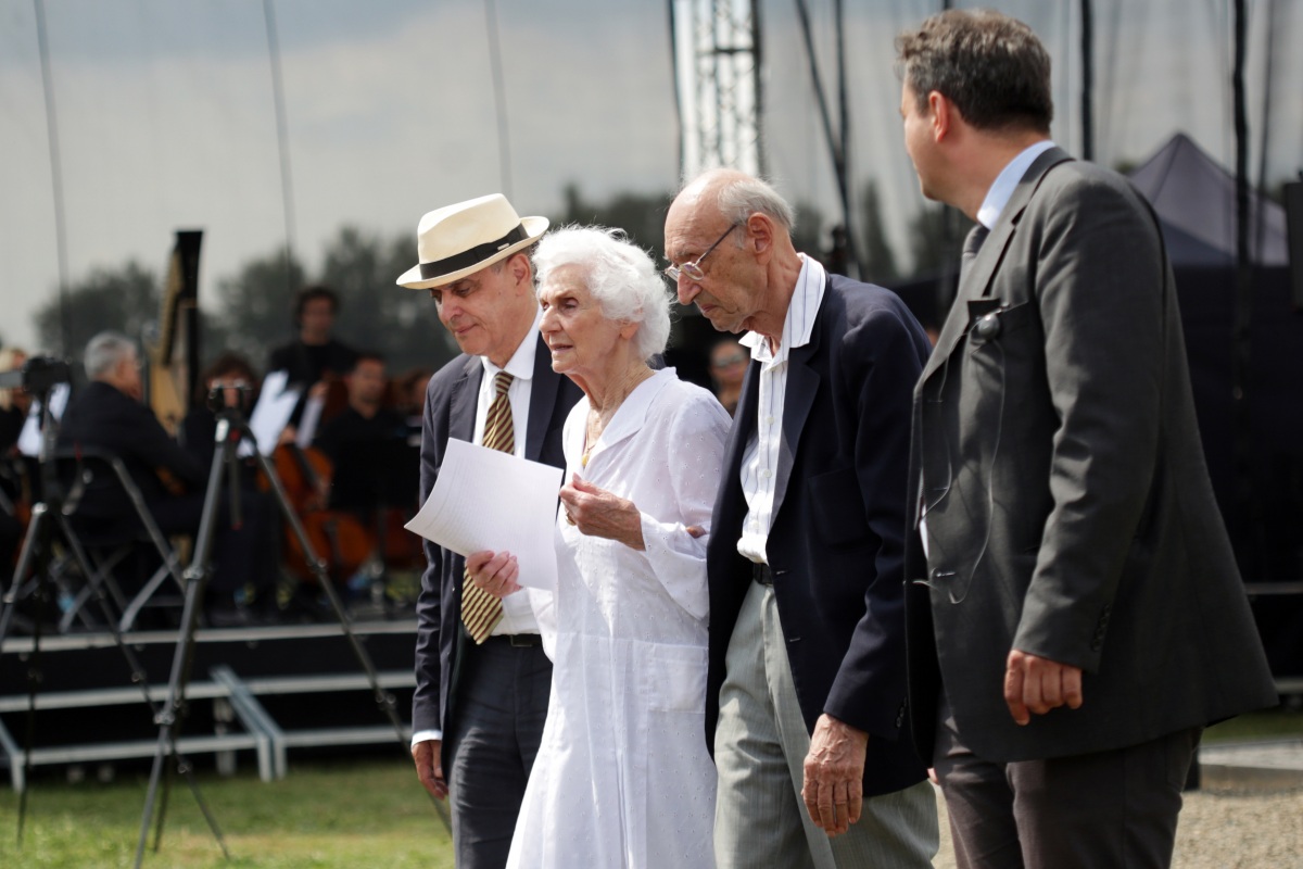 Die Auschwitzüberlebende Eva Fahidi-Pusztai bei der zentralen Gedenkfeier am 2. August 2019 in Auschwitz-Birkenau  © Dokumentations- und Kulturzentrum Deutscher Sinti und Roma / Jarek Praszkiewicz