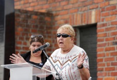Die Auschwitzüberlebende Else Baker bei der zentralen Gedenkfeier am 2. August 2019 in Auschwitz-Birkenau  © Dokumentations- und Kulturzentrum Deutscher Sinti und Roma / Jarek Praszkiewicz