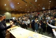 Teilnehmer der  internationalen Fachkonferenz  "Is Auschwitz only sleeping?" an der Jagiellonian Universität in Krakau  am 1. August 2019  © Dokumentations- und Kulturzentrum Deutscher Sinti und Roma / Jarek Praszkiewicz