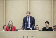 Jährliches Gedenken an den NS-Völkermord an den Sinti und Roma im Bundesrat, Ansprache von Bundesratspräsident Günther, Berlin 14.12.2018 © Zensen / Zentralrat Deutscher Sinti und Roma