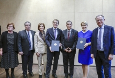 Bundesratspräsident Günther, Zentralratsvorsitzender Rose und Bundesministerin Dr. Giffey mit den Ministerpräsidenten Malu Dreyer und Stephan Weil © Zensen / Zentralrat Deutscher Sinti und Roma