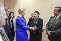 Bundesministerin Dr. Giffey mit Vorständen des Zentralrats und Überlebenden © Zensen / Zentralrat Deutscher Sinti und Roma
