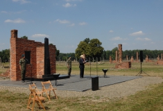 2013_2. August_Matucci_4